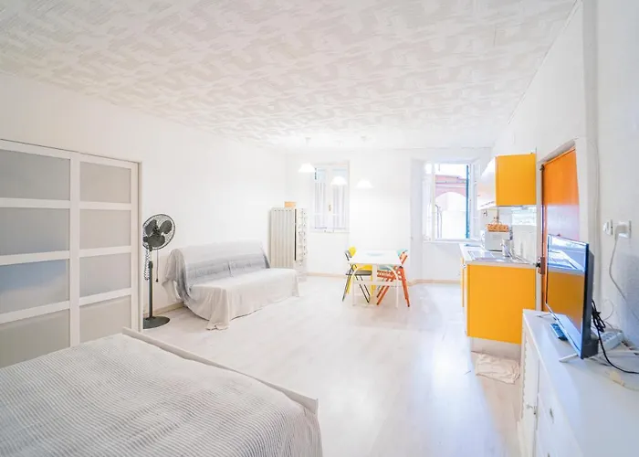 A Casa Di Chiara, Centro 50 Metri Dal Mare *