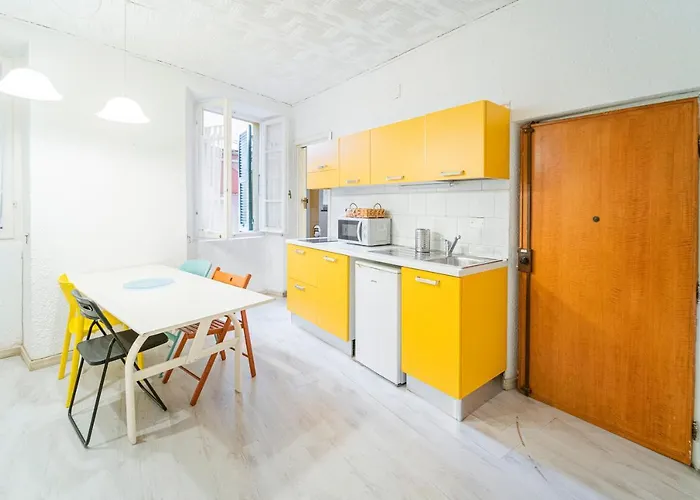 Lägenhet A Casa Di Chiara, Centro 50 Metri Dal Mare Lerici