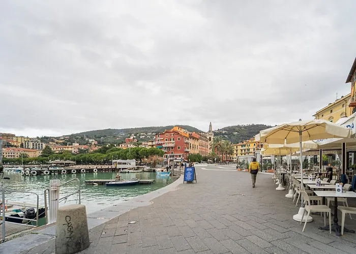 Lägenhet A Casa Di Chiara, Centro 50 Metri Dal Mare Lerici